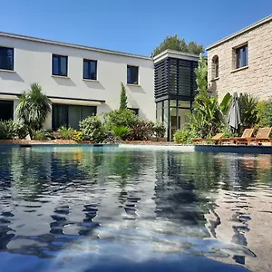 Hpc Suites - Cassis Centre - Parking Gratuit & Piscine Chauffee Hotel